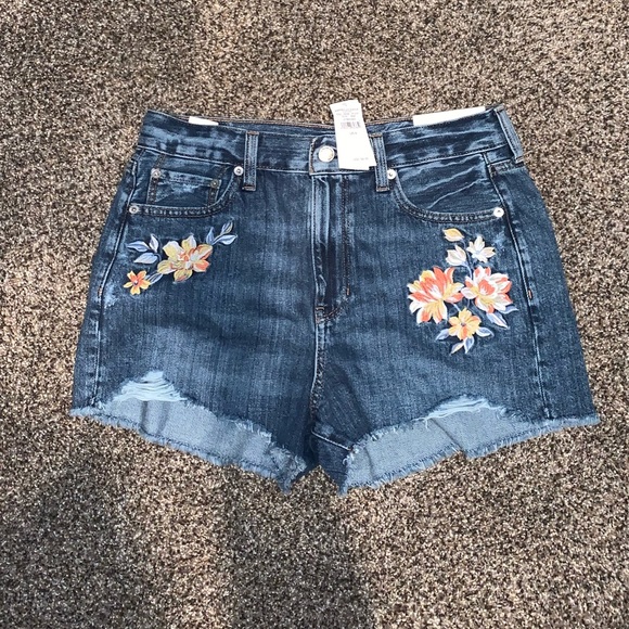 AE Jean mom shorts -high rise (women’s) - Picture 1 of 4